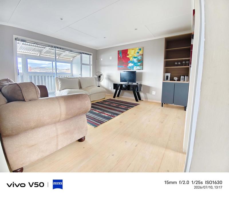 3 Bedroom Property for Sale in Hartenbos Heuwels Western Cape